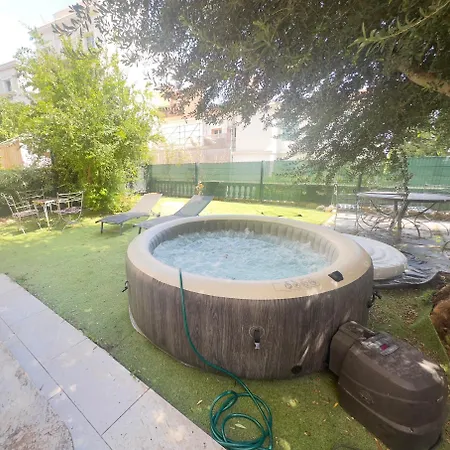 Apartmán Stunning 3 Bedrooms, Garden, Jacuzzi, Monaco